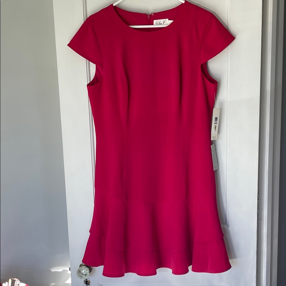 Eliza J. Fuchsia Midi dress,size 14,color berry. Ruffle,cap sleeve.zipper. NWT🔥🔥